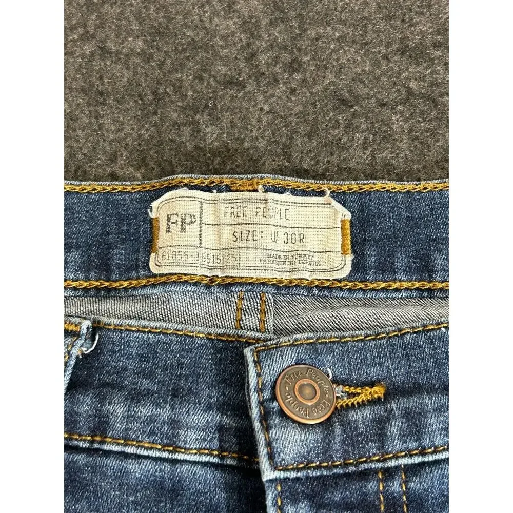 Free People 61855-16515125 Skinny Ankle Ripped Knee Jeans High Rise Size 30R‎
